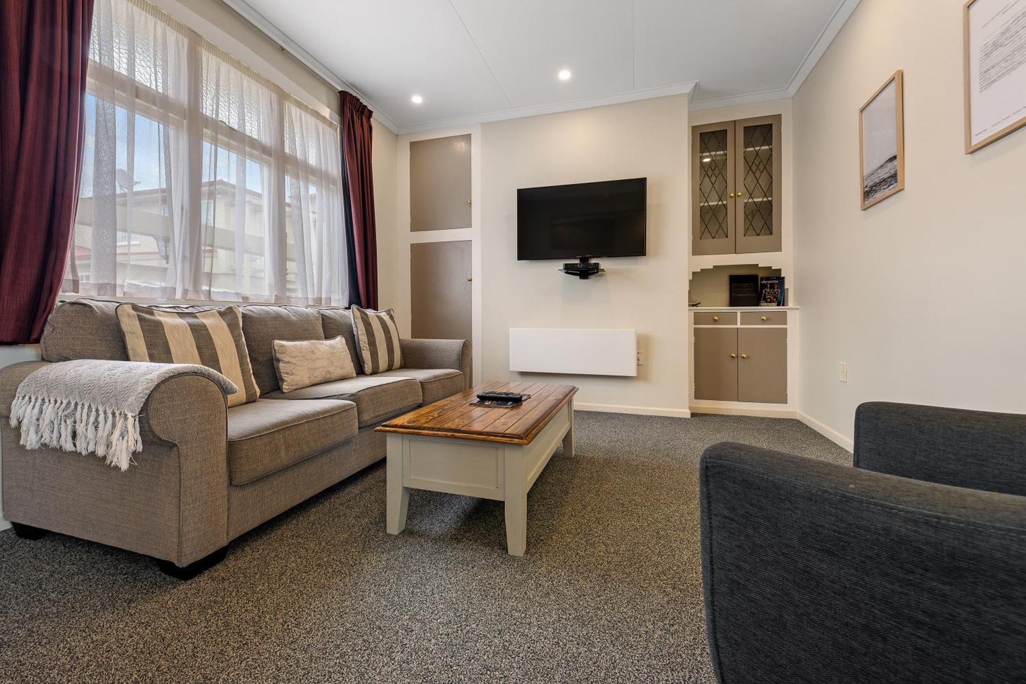 Tower Lodge Motel Invercargill Buitenkant foto