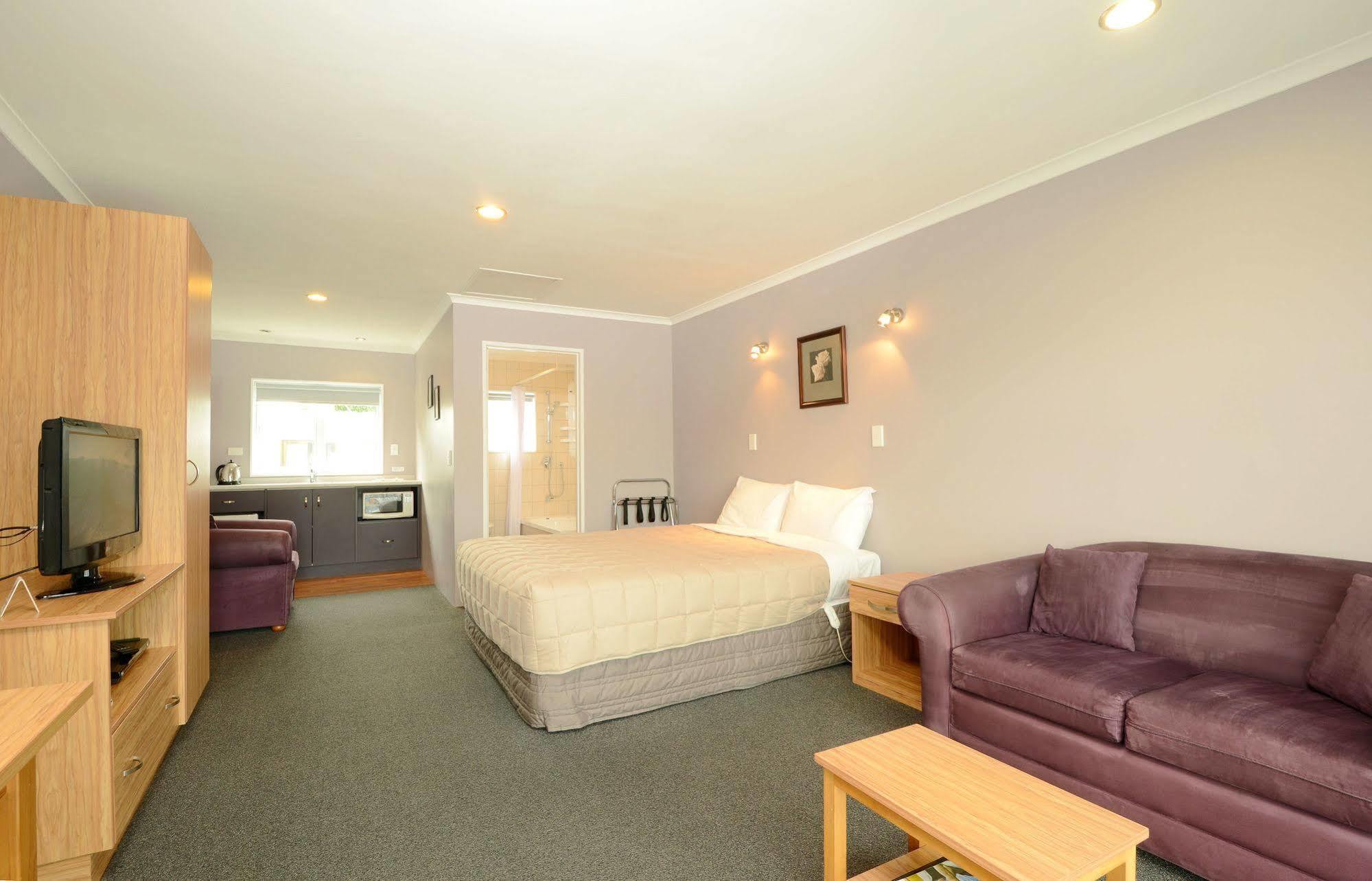 Tower Lodge Motel Invercargill Buitenkant foto